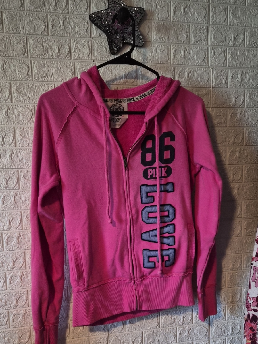 vs pink zip hoodie